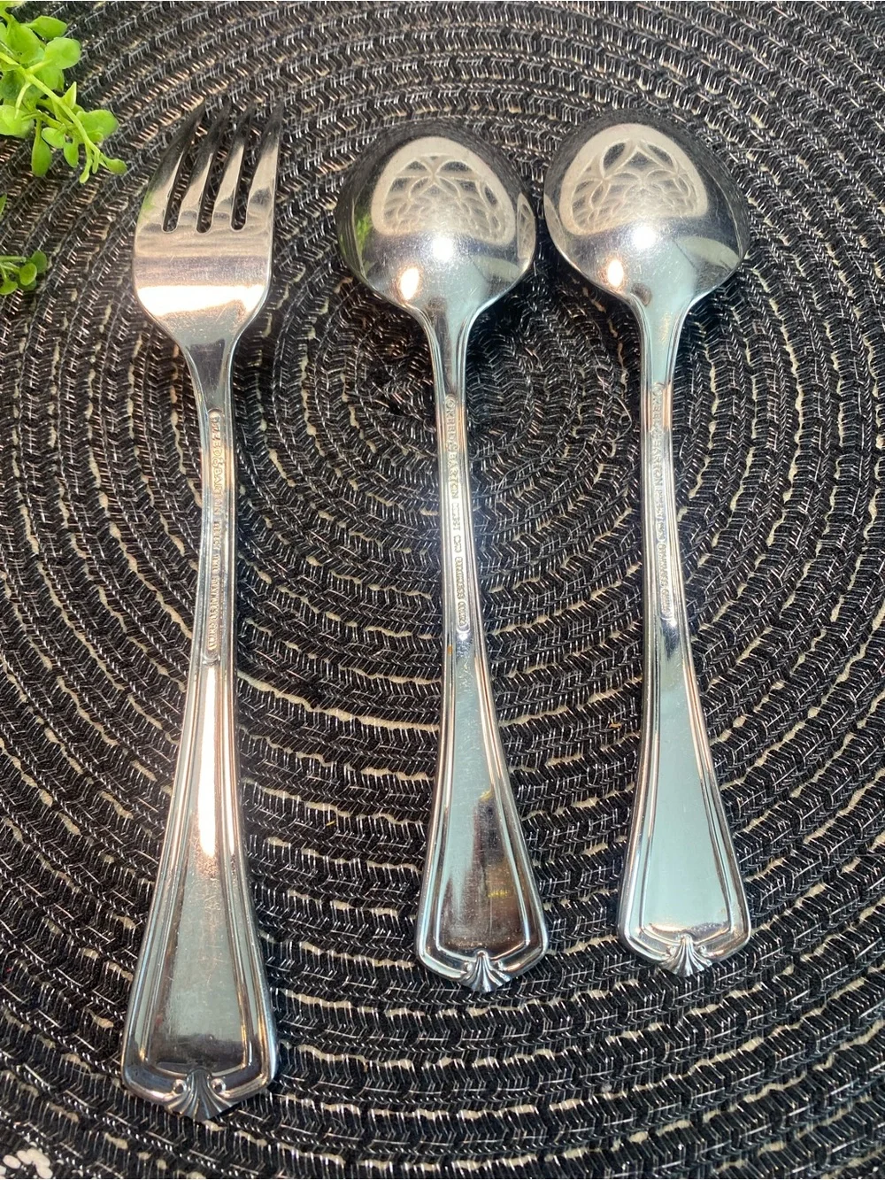 Reed & Barton Silver-Plate Three-Piece Flatware‎ Set